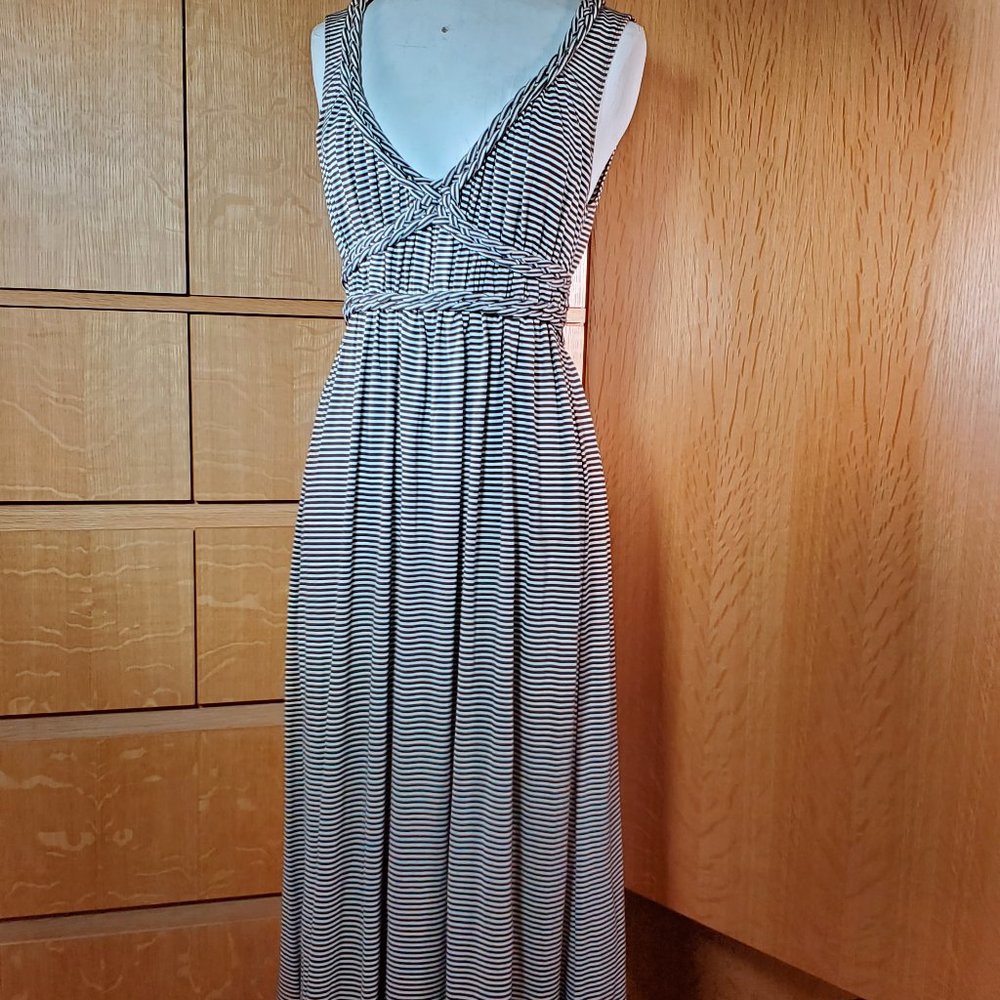 Super Max Roman Dress